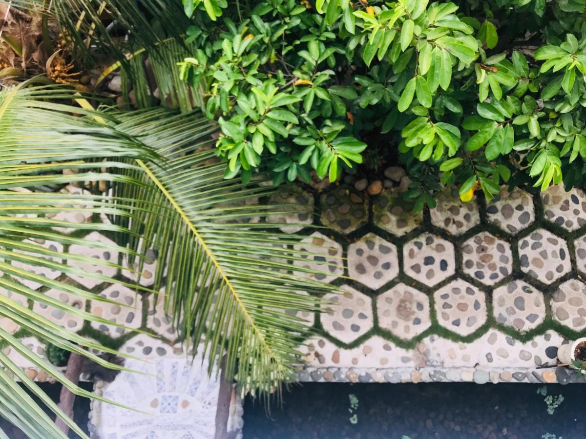 Lagi 1001 Nights Hotel エクステリア 写真